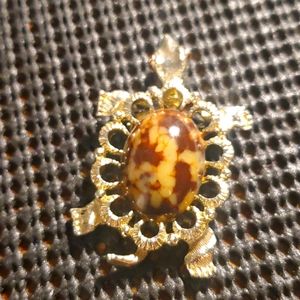 Vintage Turtle Brooch pin/ Pendent
